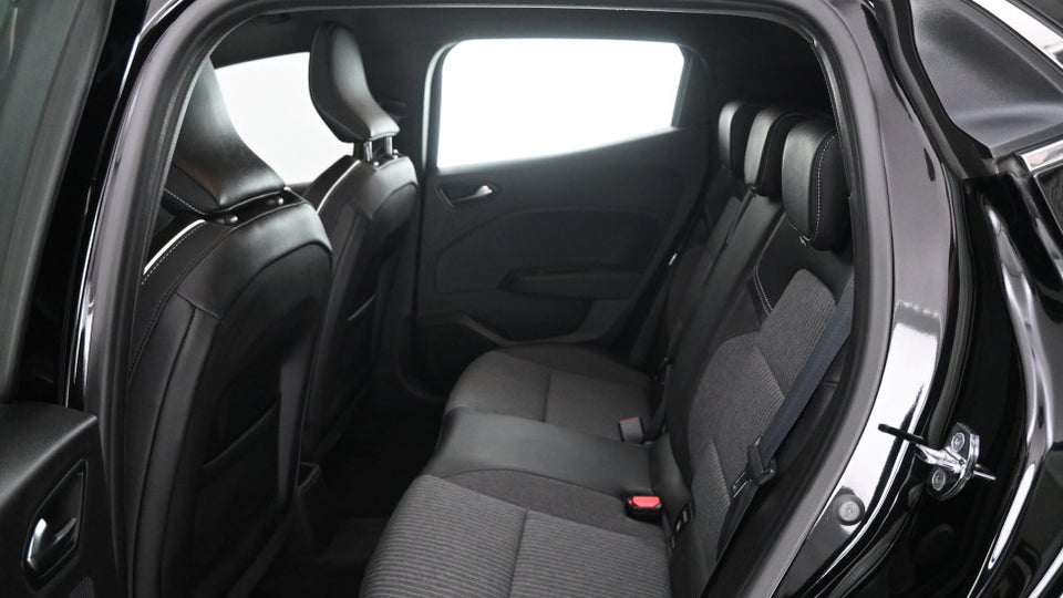 Renault Clio V 1,0 TCe 90 Intens 5d