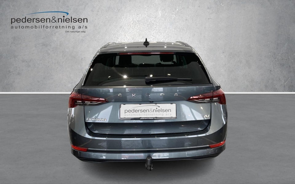 Skoda Octavia 1,4 TSi iV First Edition Combi DSG 5d