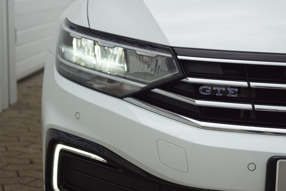 VW Passat 1,4 GTE High Variant DSG 5d