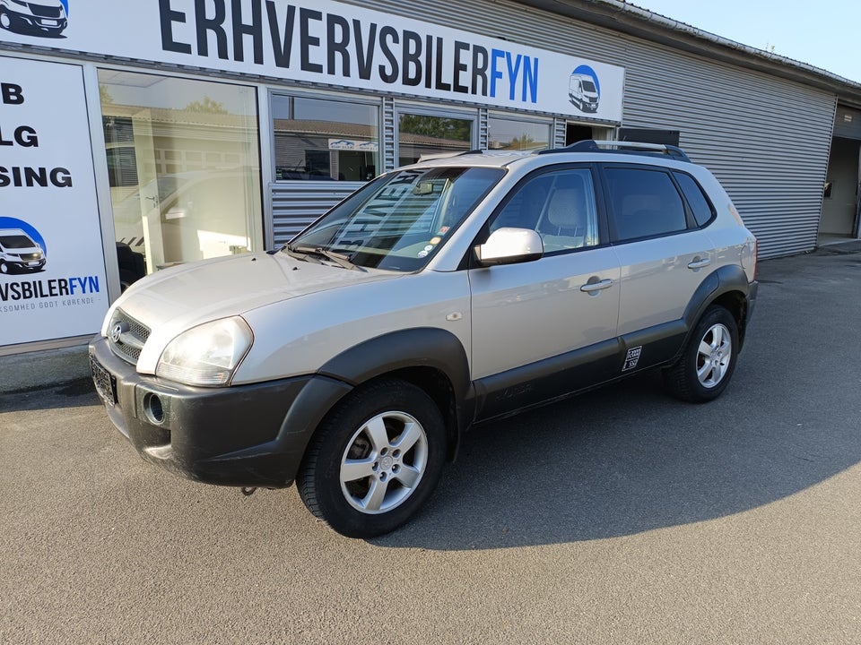 Hyundai Tucson 2,0 GLX Van 5d