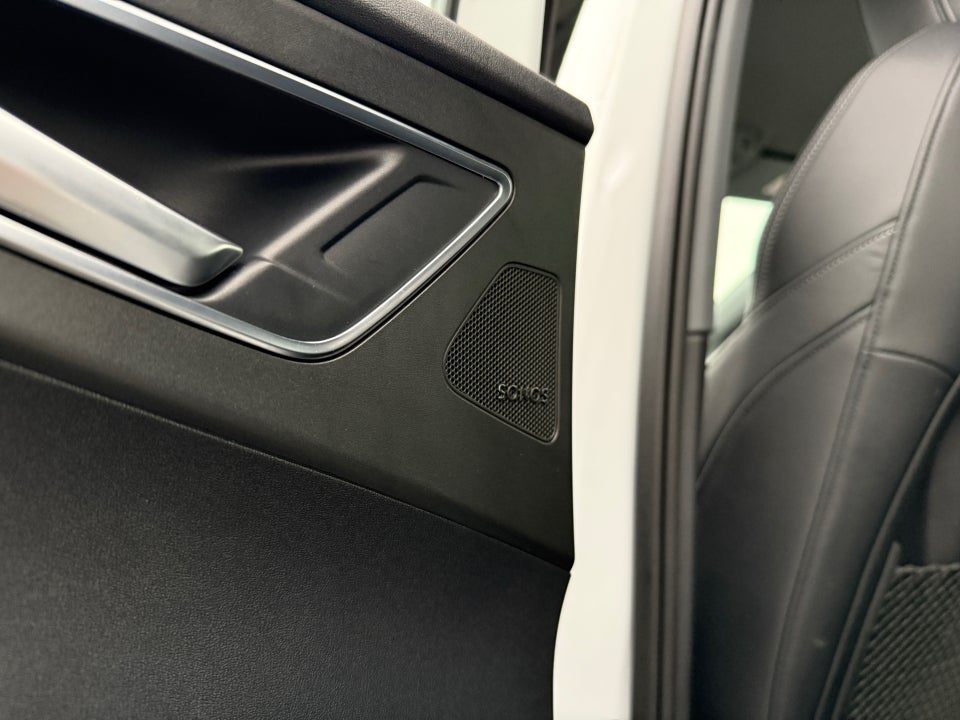 Audi Q4 e-tron 40 Advanced 5d