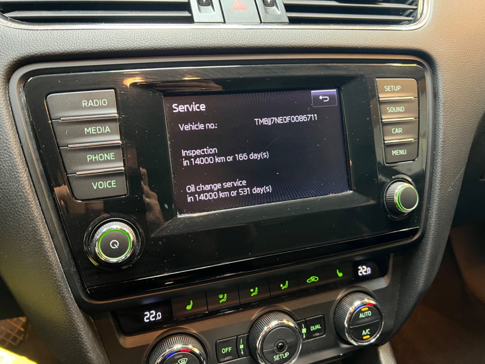 Skoda Octavia 2,0 TDi 150 Elegance Combi DSG 5d