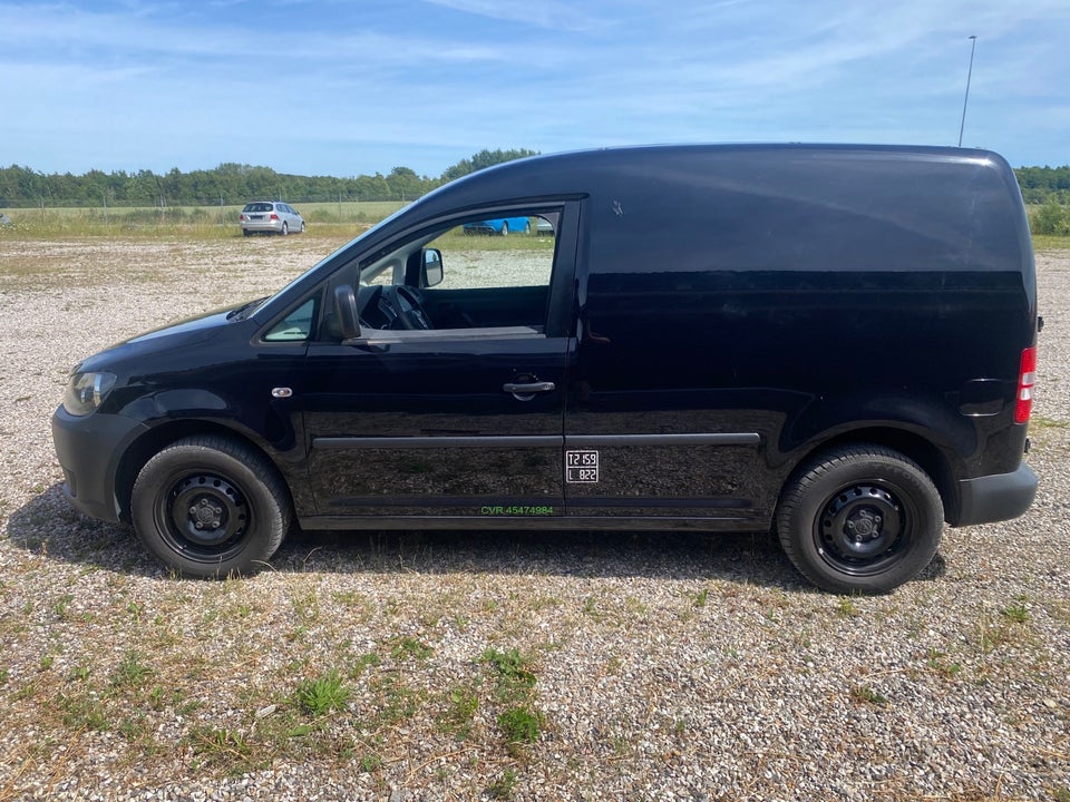 VW Caddy 1,6 TDi 102 Comfortline BMT Van 4d