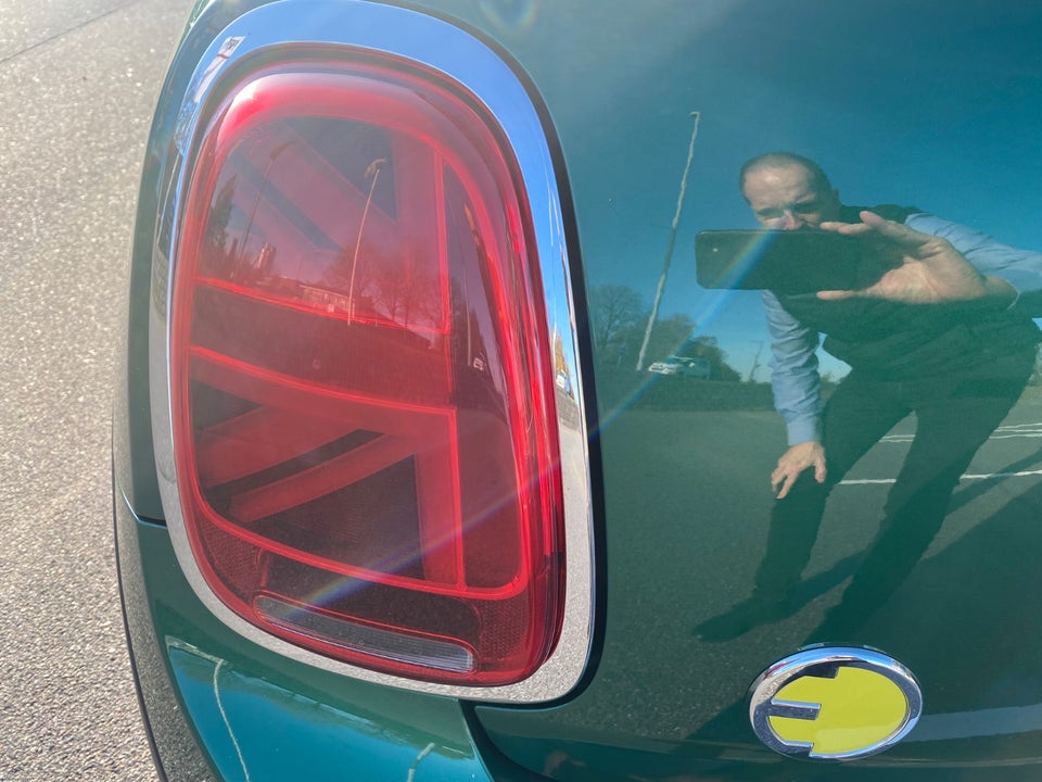 MINI Cooper SE Camden Edition 3d