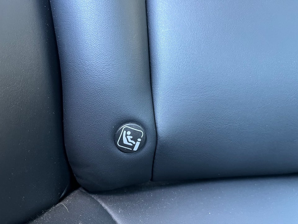 Tesla Model 3 Long Range AWD 4d