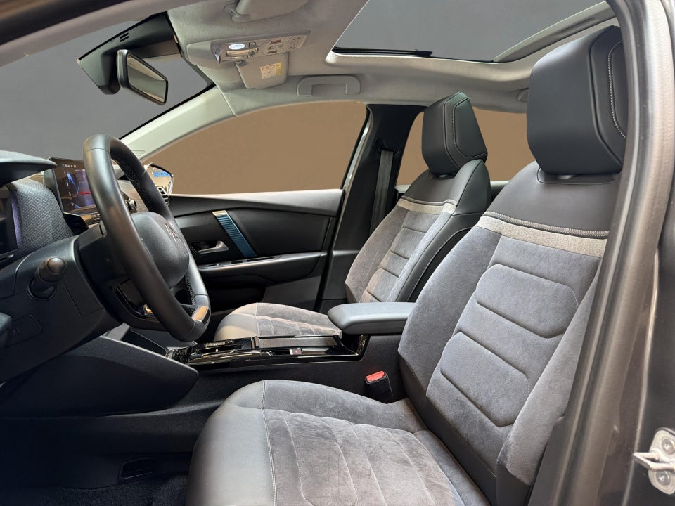 Citroën ë-C4 X 50 Palais Sky 4d