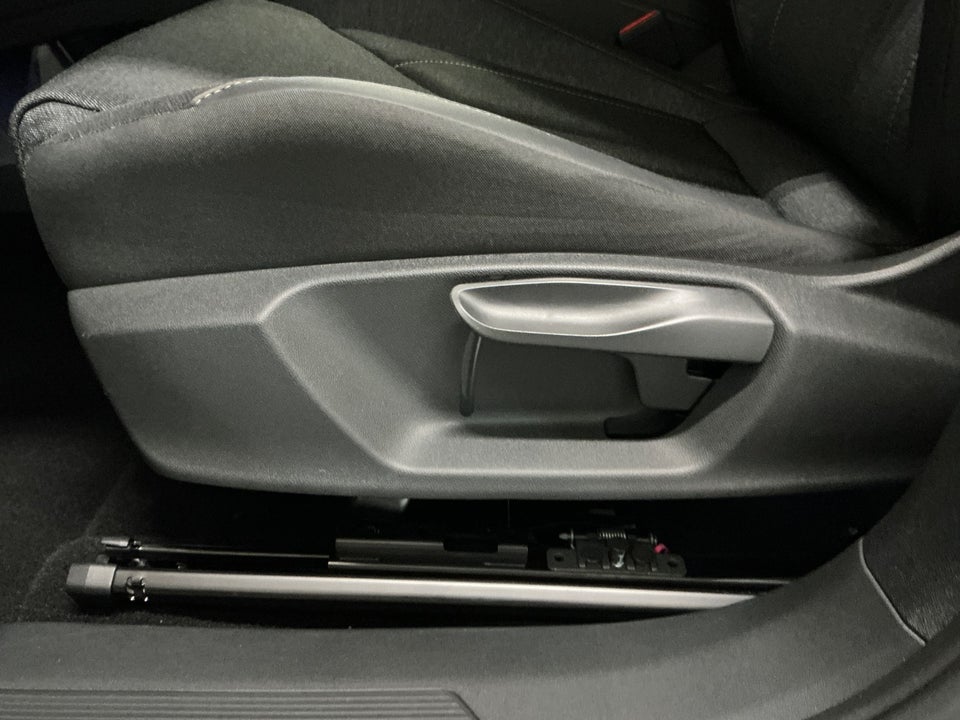 Skoda Elroq 60 iV Loft 5d