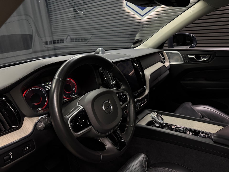 Volvo XC60 2,0 B4 197 Inscription aut. AWD 5d