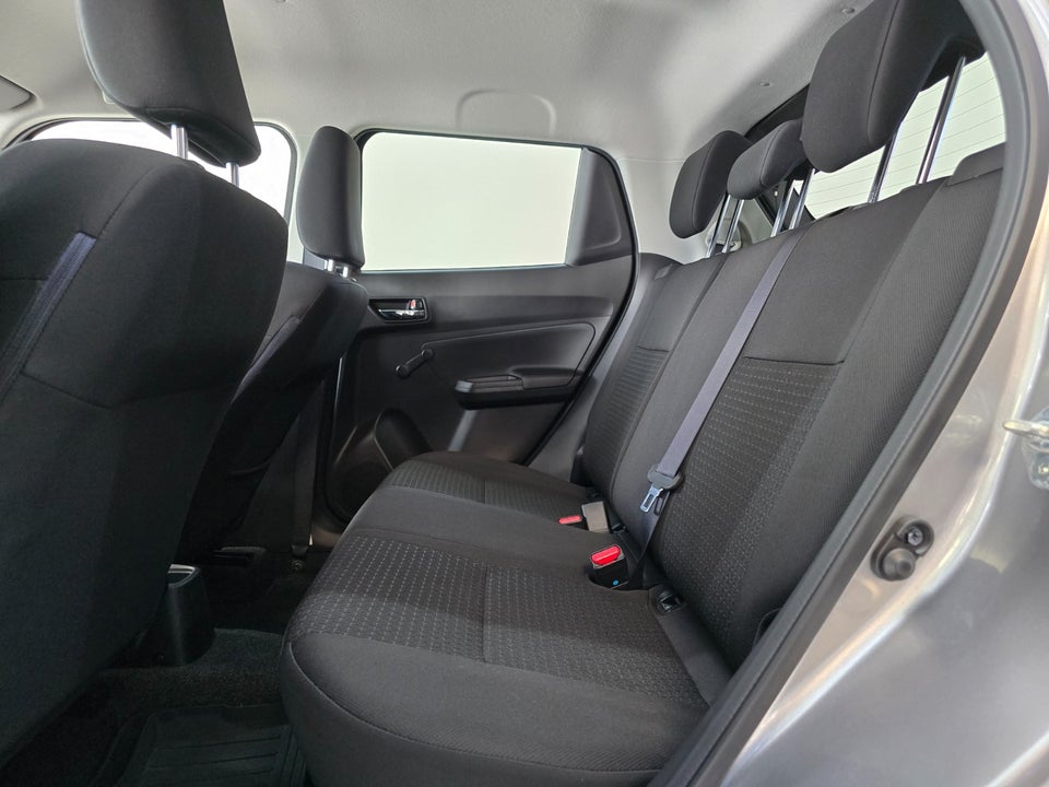 Suzuki Swift 1,2 Dualjet Action KUP 5d