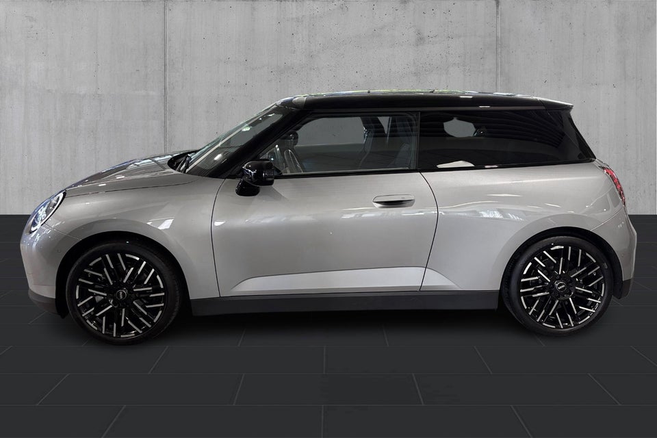 MINI Cooper E Favoured Trim M 3d