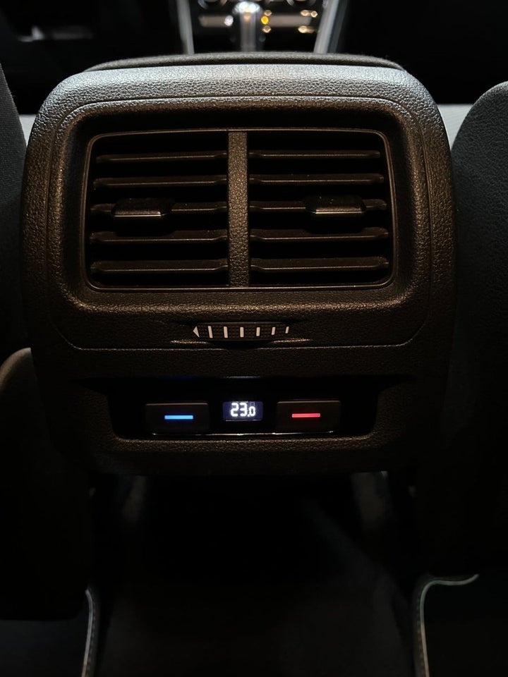 VW Touran 1,6 TDi 115 Comfortline DSG 7prs 5d