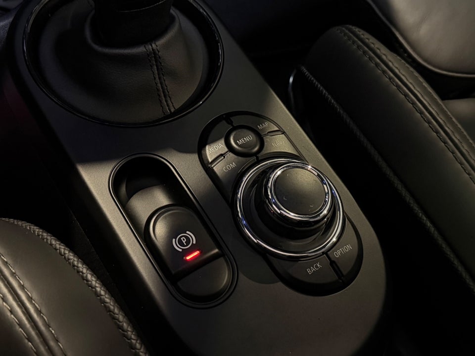 MINI Cooper SE Yours Trim 3d