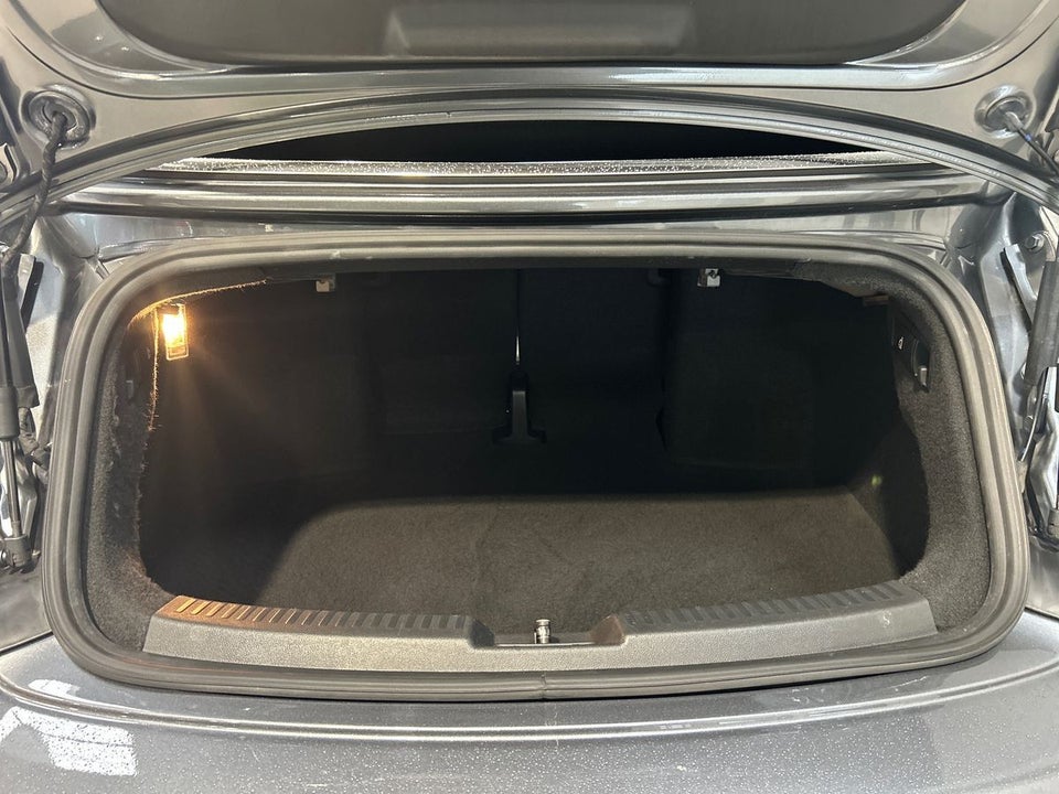 VW The Beetle 1,2 TSi 105 Life Cabriolet DSG 2d