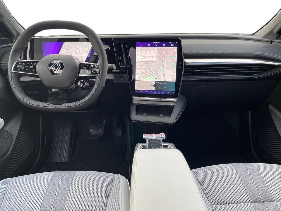 Renault Scenic E-Tech 87 Iconic 5d