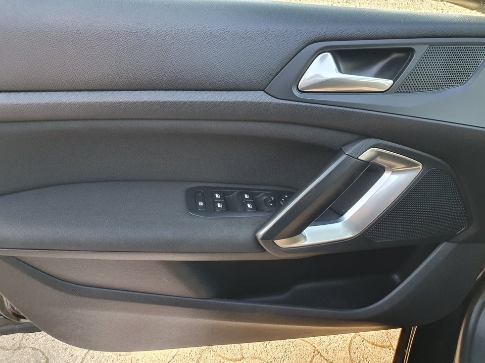 Peugeot 308 1,6 BlueHDi 120 Businessline SW 5d