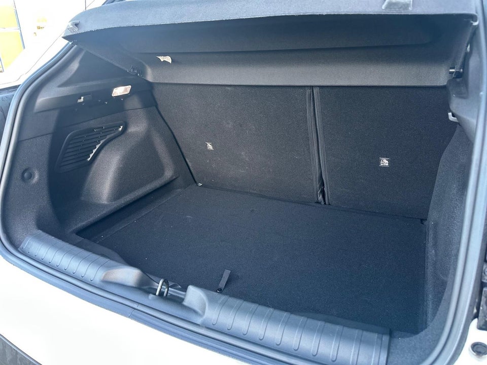 Fiat 600e 54 (RED) 5d