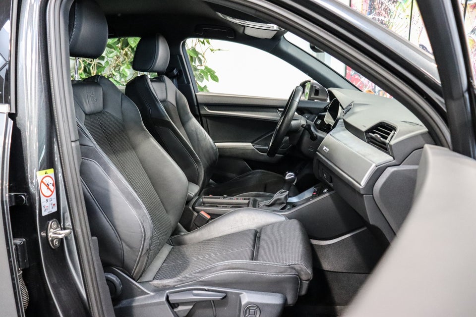 Audi Q3 45 TFSi e S-line plus S-tr. 5d