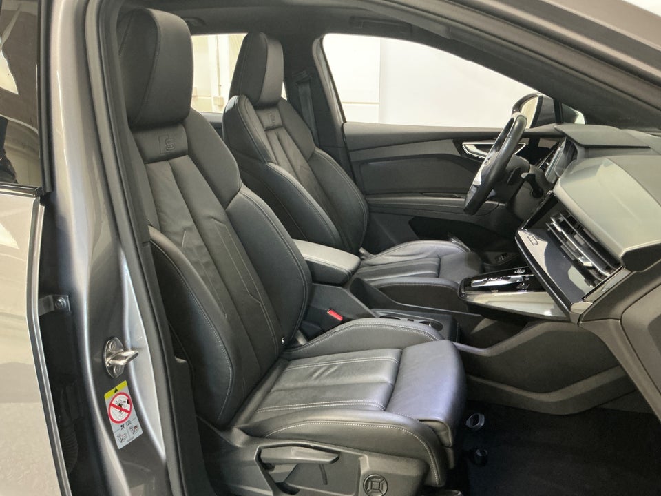 Audi Q4 e-tron 40 Attitude S-line 5d