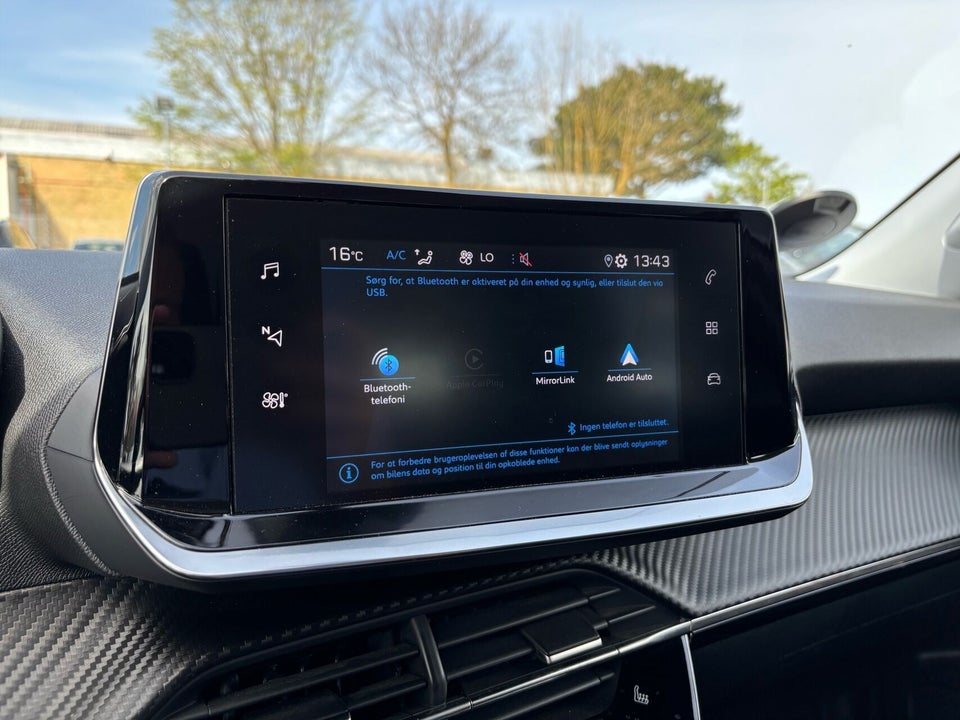 Peugeot 2008 1,2 PureTech 100 Platin 5d