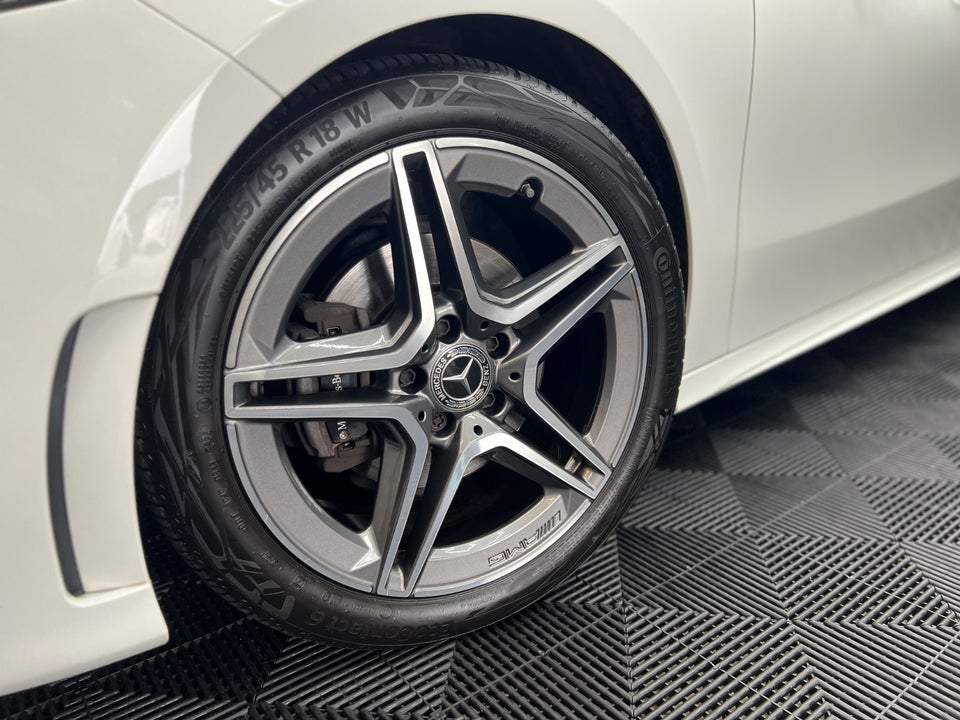 Mercedes A200 1,3 AMG Line aut. 5d