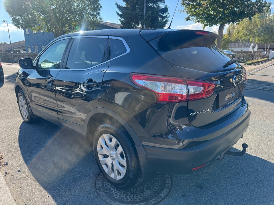 Nissan Qashqai 1,2 Dig-T 115 Acenta 5d