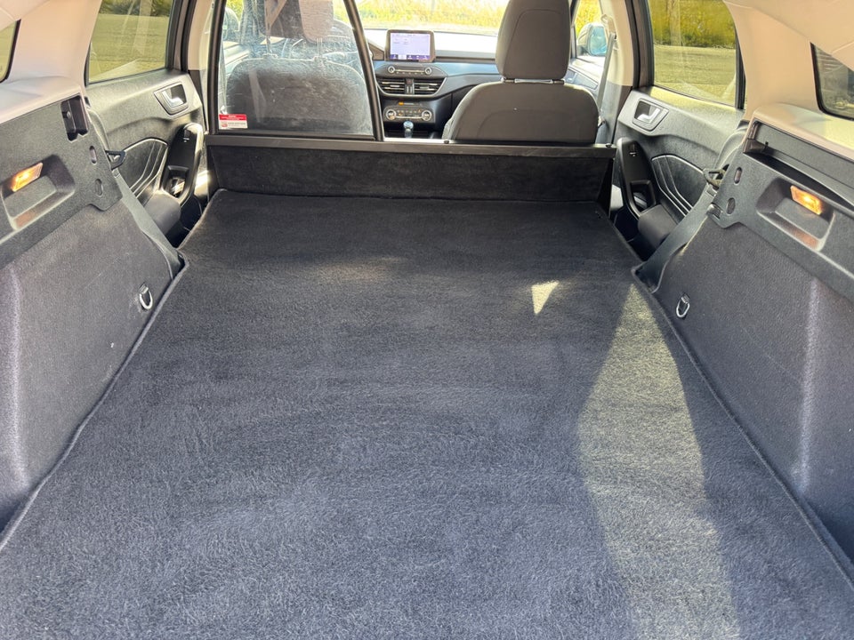 Ford Focus 1,5 EcoBlue Active X stc. Van 5d