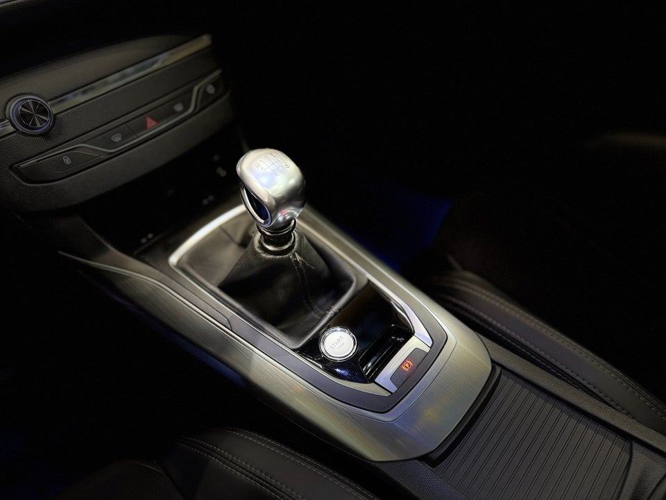 Peugeot 308 1,6 BlueHDi 120 Allure SW 5d