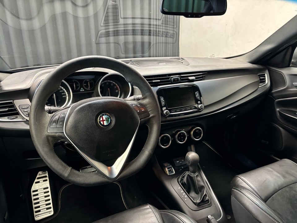 Alfa Romeo Giulietta 1,75 TBi Quadrifoglio Verde TCT 5d