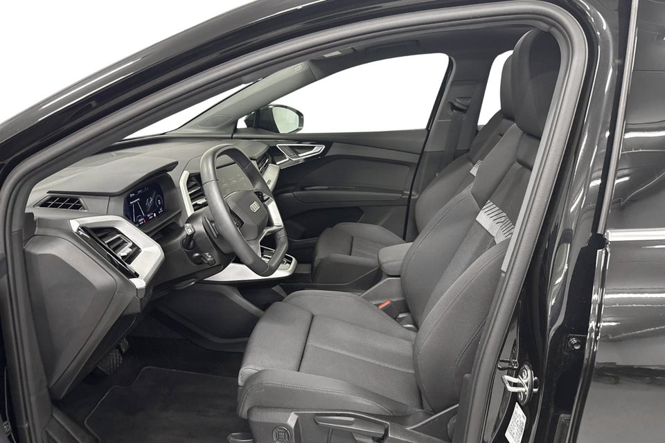 Audi Q4 e-tron 45 Progress 5d