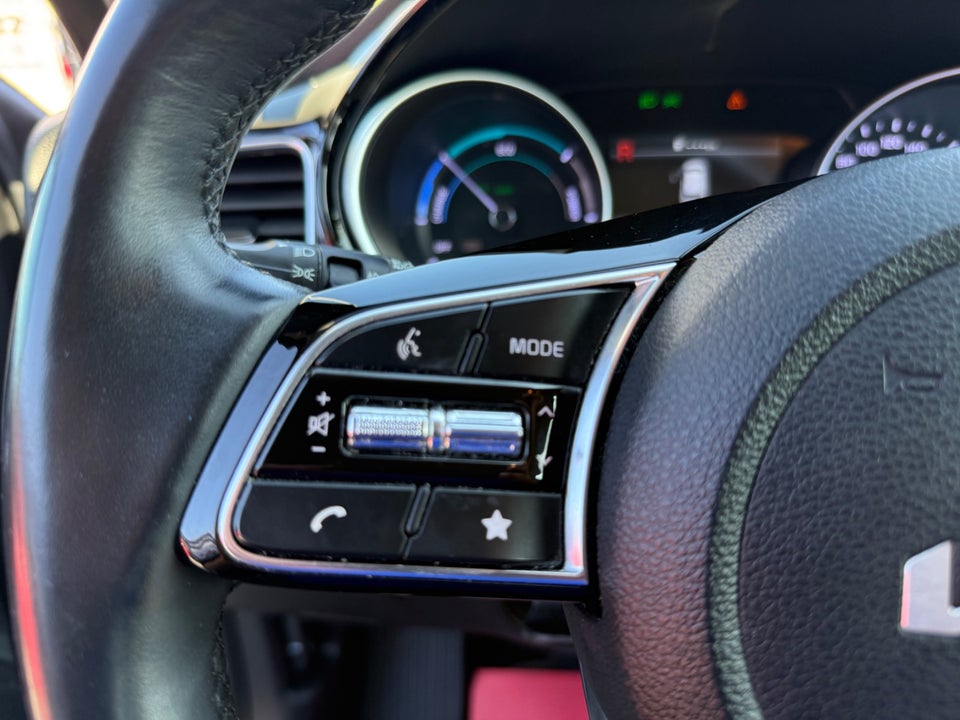 Kia Ceed 1,6 PHEV Prestige SW DCT 5d