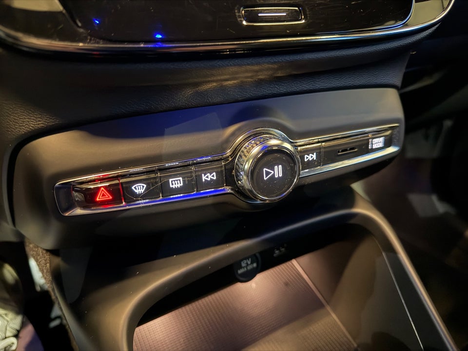 Volvo XC40 1,5 T4 ReCharge R-Design aut. 5d