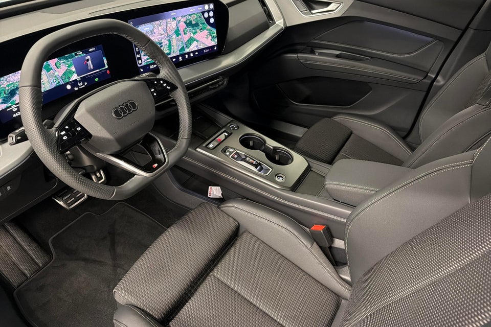 Audi Q4 e-tron performance 5d