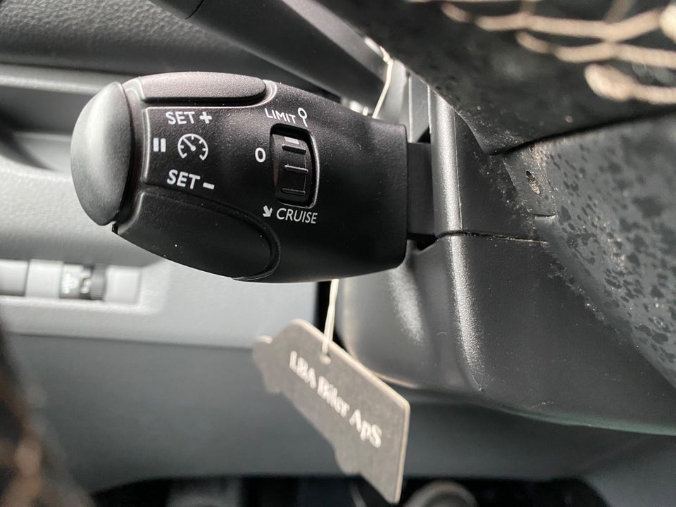 Peugeot Expert 2,0 BlueHDi 122 L3 Plus EAT8 Van