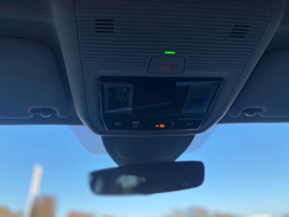 VW Golf VIII 1,0 TSi 110 5d