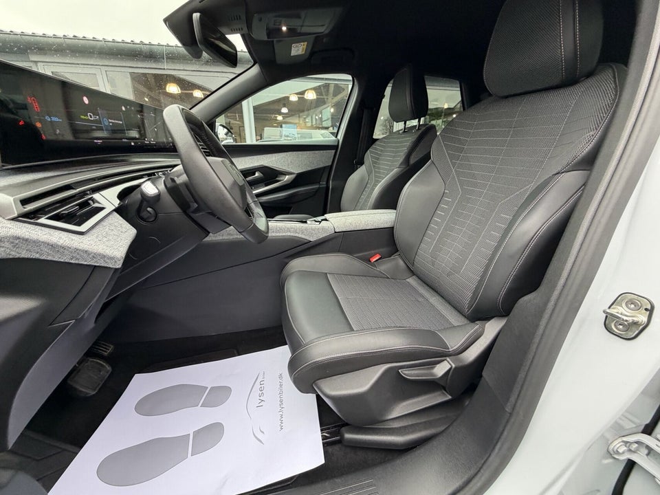 Peugeot e-3008 77 Allure 5d