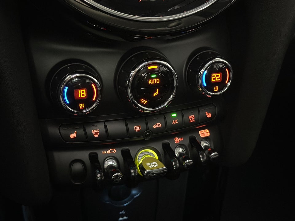 MINI Cooper SE Camden Edition 3d