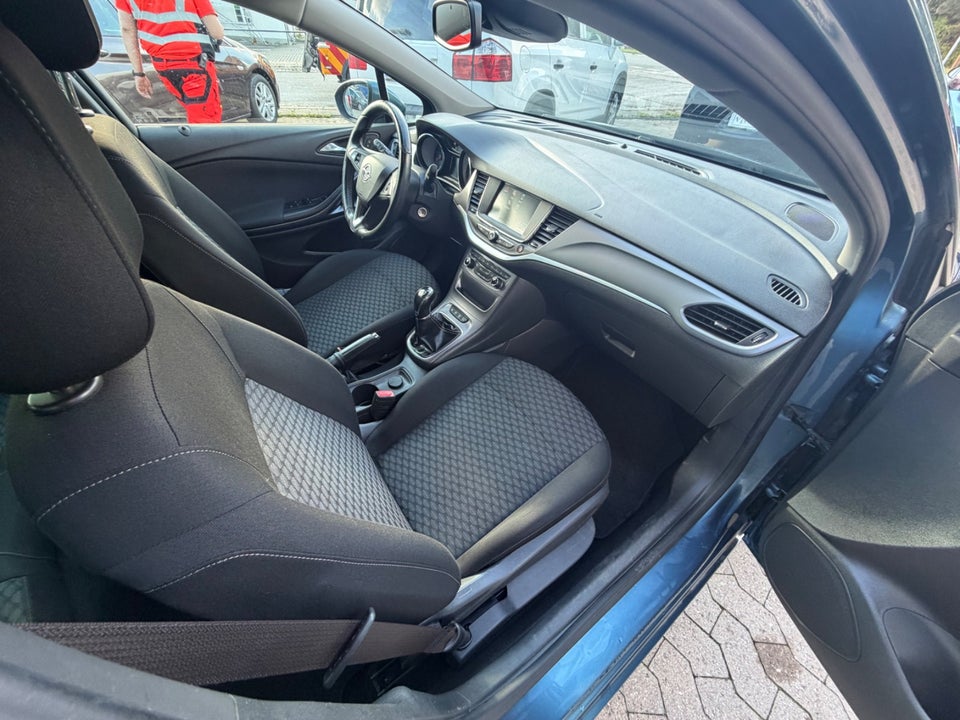 Opel Astra 1,0 T 105 Enjoy Sports Tourer 5d