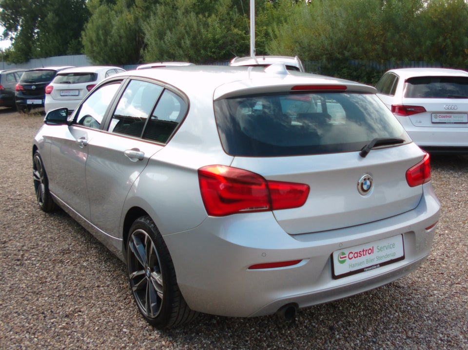 BMW 118i 1,5 Advantage aut. 5d