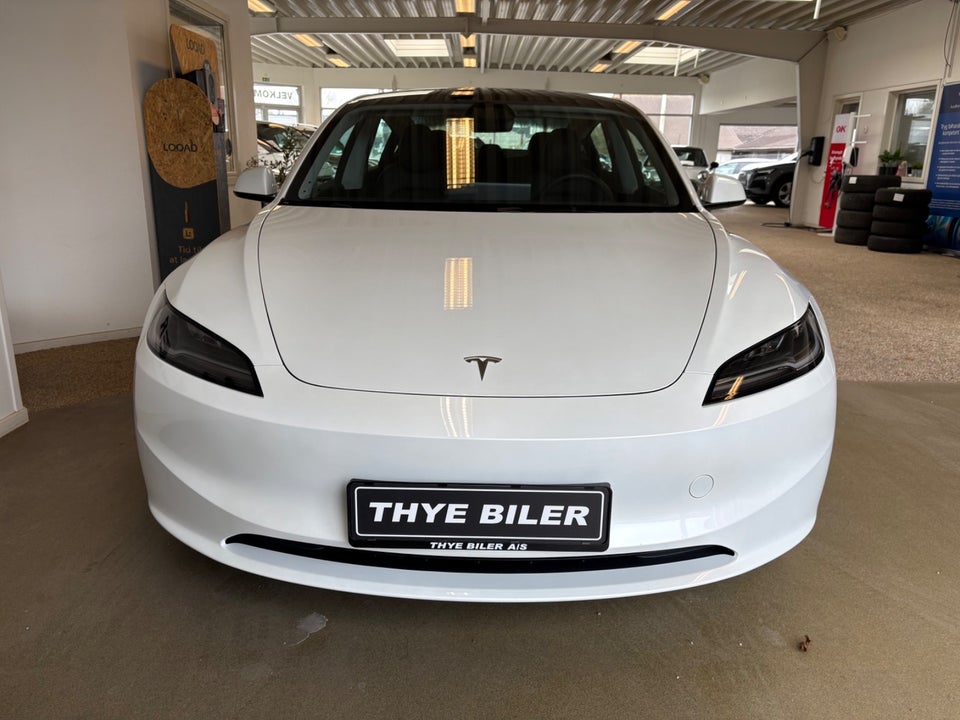 Tesla Model 3 RWD 4d