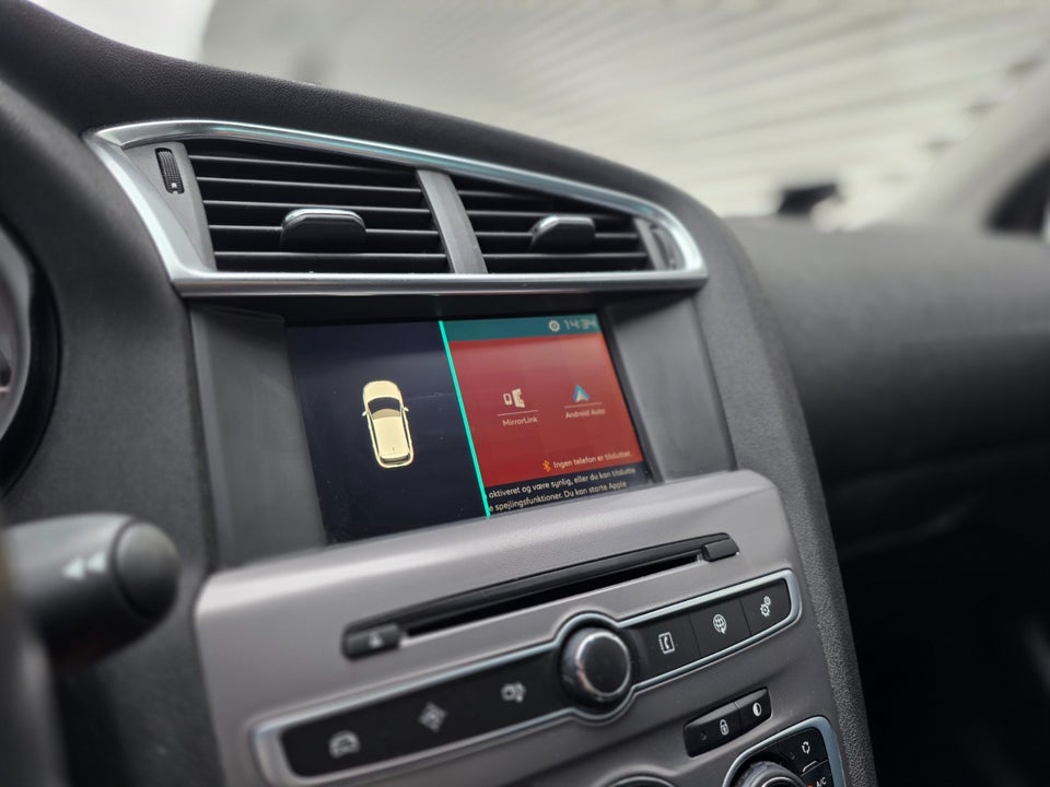 Citroën C4 1,6 BlueHDi 100 Millesime 5d