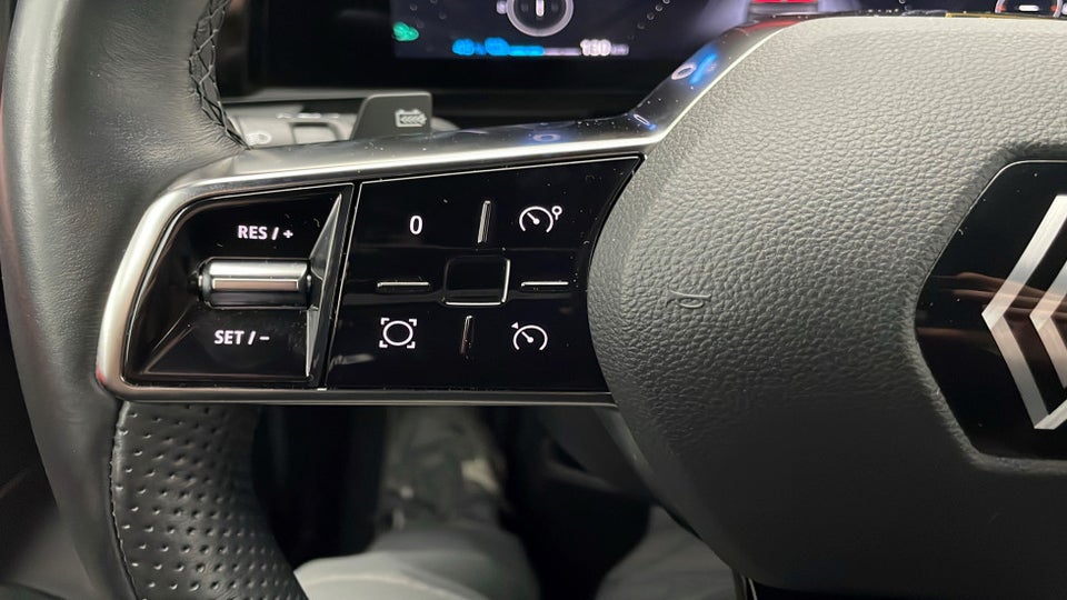 Renault Megane E-Tech 60 Techno 5d