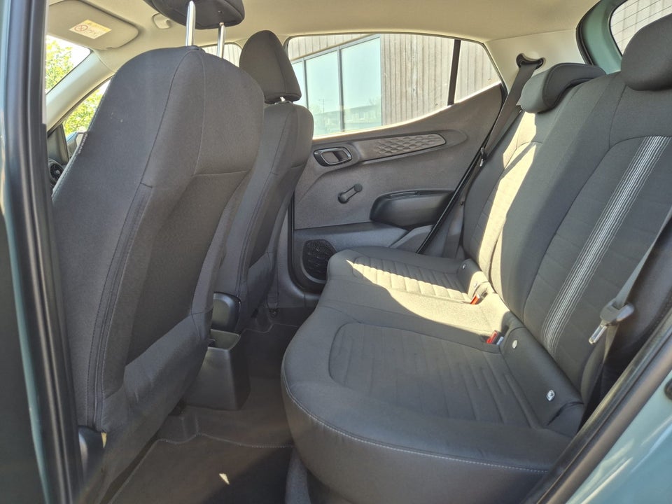 Hyundai i10 1,0 MPi Advanced AMT 5d