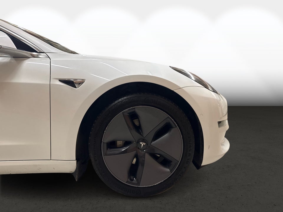 Tesla Model 3 Long Range AWD 4d