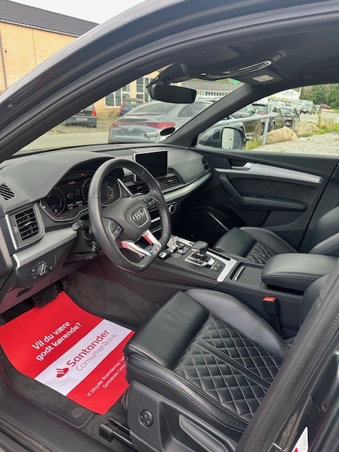 Audi Q5 55 TFSi e S-line quattro S-tr. 5d