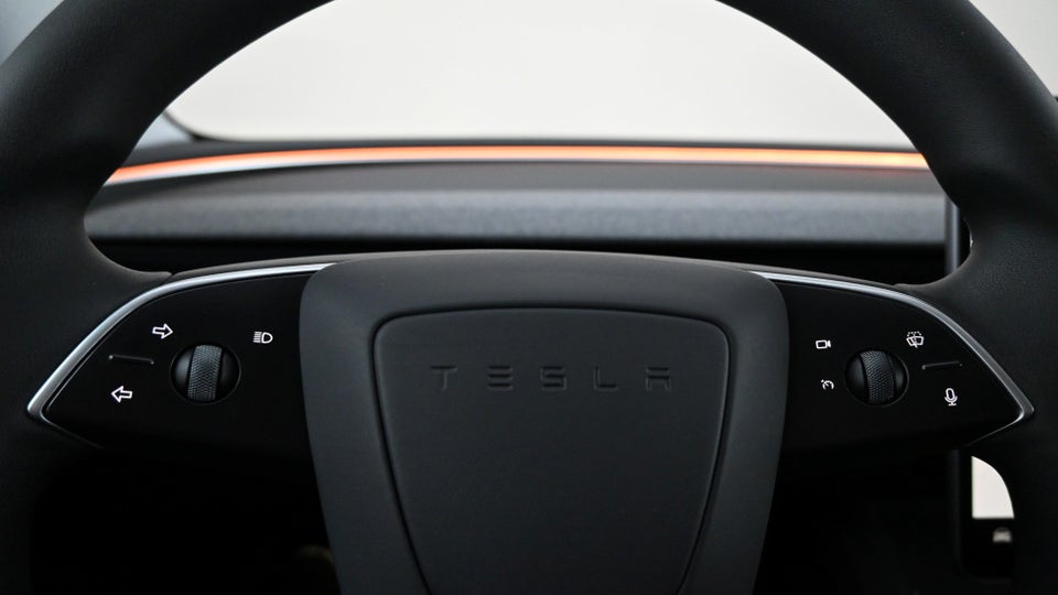 Tesla Model 3 RWD 4d