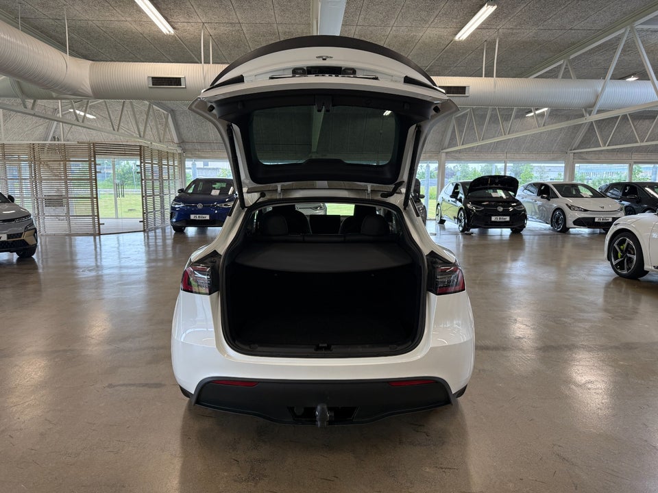 Tesla Model Y Performance AWD 5d