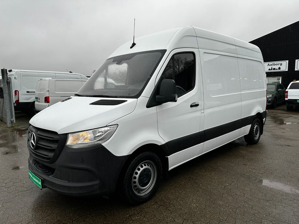 Mercedes Sprinter 214 2,2 CDi A2 Kassevogn aut. FWD