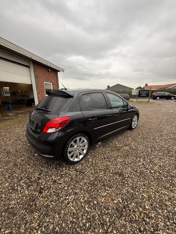 Peugeot 207 1,6 THP 156 Allure 5d