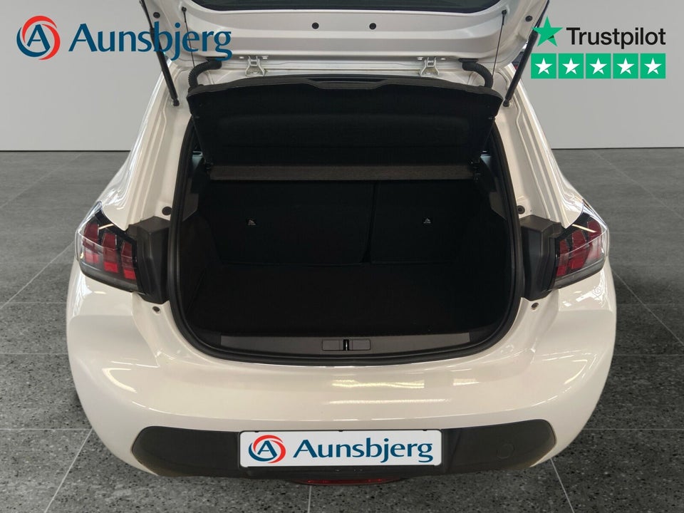 Peugeot e-208 50 Active 5d