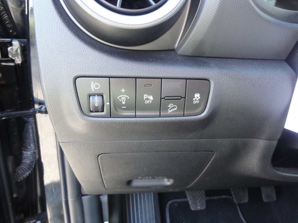 Hyundai Kona 1,0 T-GDi Essential 5d